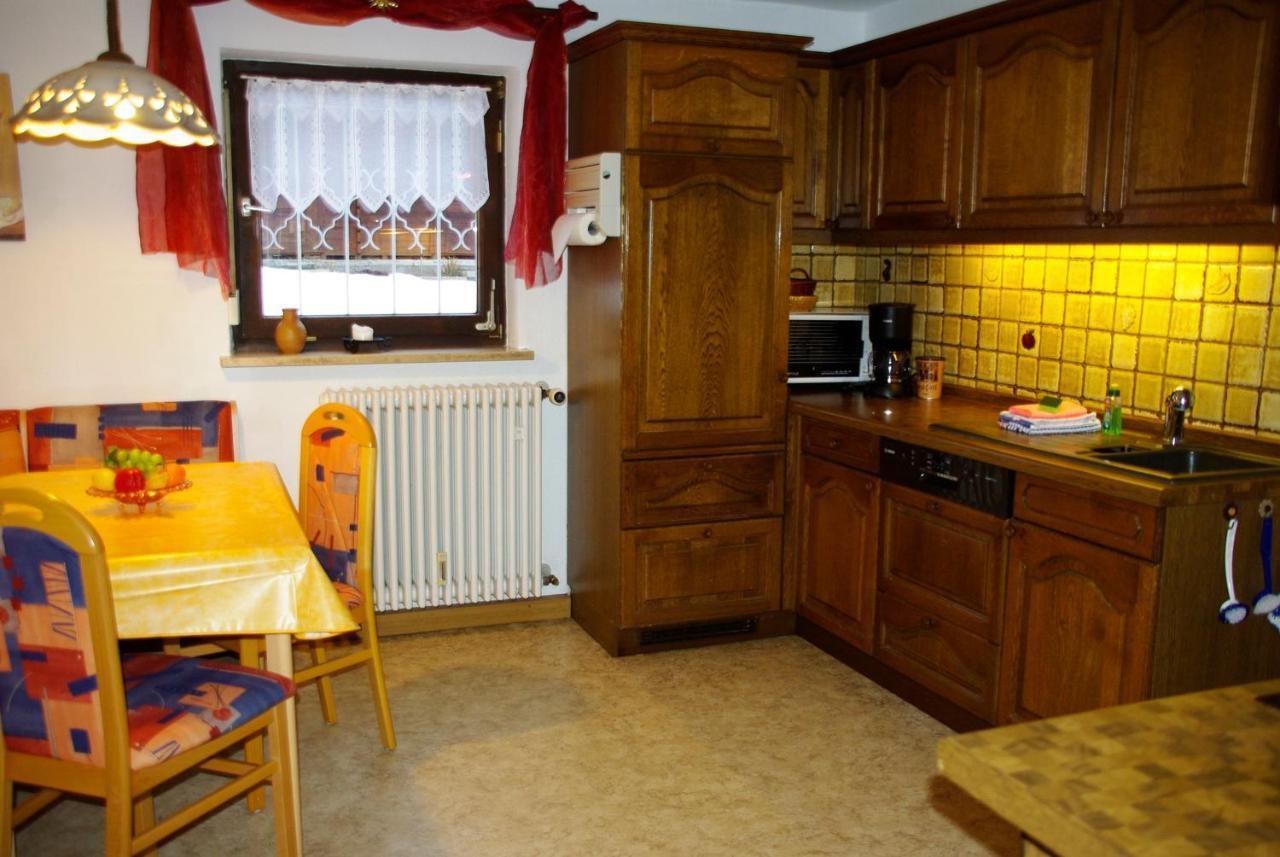 Haus Berggruss Inkl. Chiemgaukarte Apartment Ruhpolding Bagian luar foto