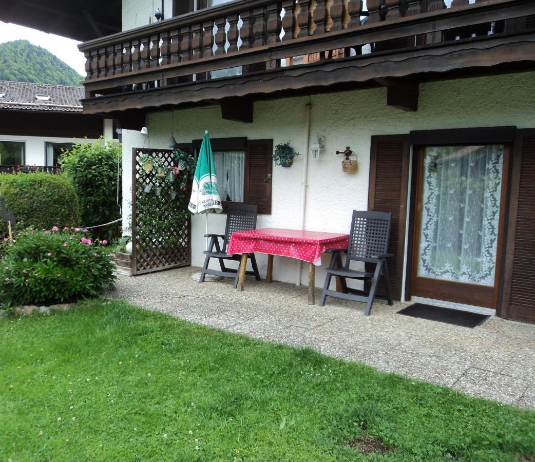Haus Berggruss Inkl. Chiemgaukarte Apartment Ruhpolding Bagian luar foto