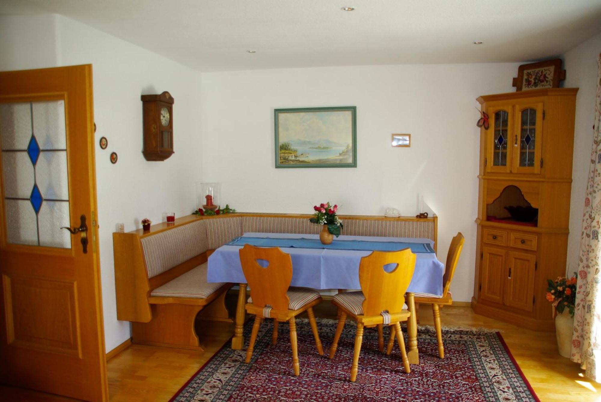 Haus Berggruss Inkl. Chiemgaukarte Apartment Ruhpolding Bagian luar foto
