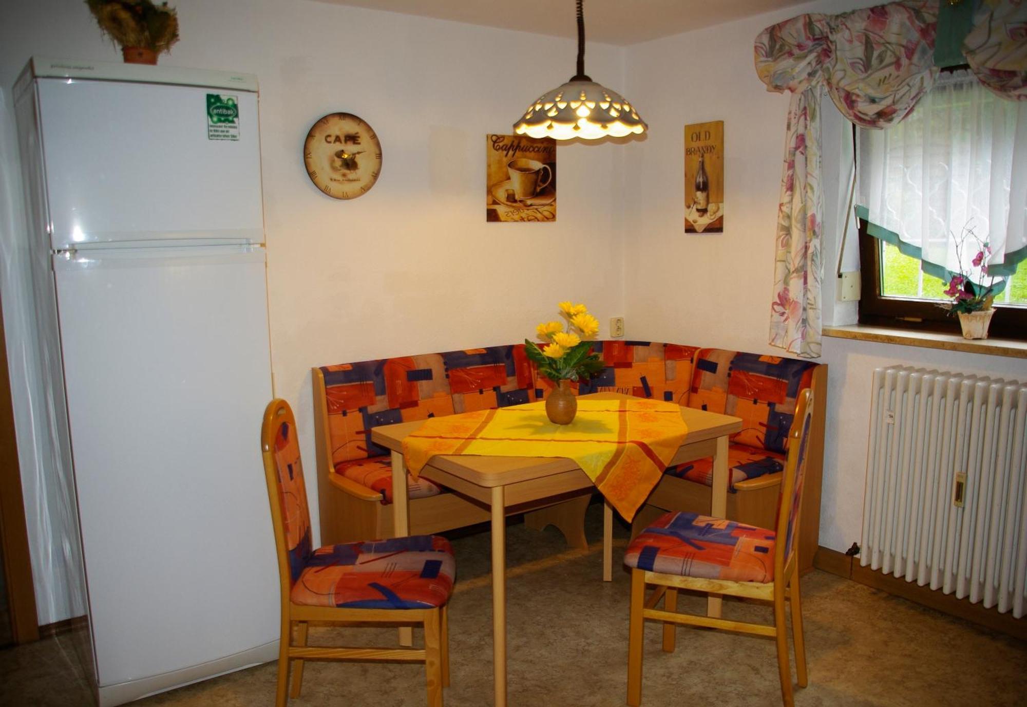Haus Berggruss Inkl. Chiemgaukarte Apartment Ruhpolding Bagian luar foto