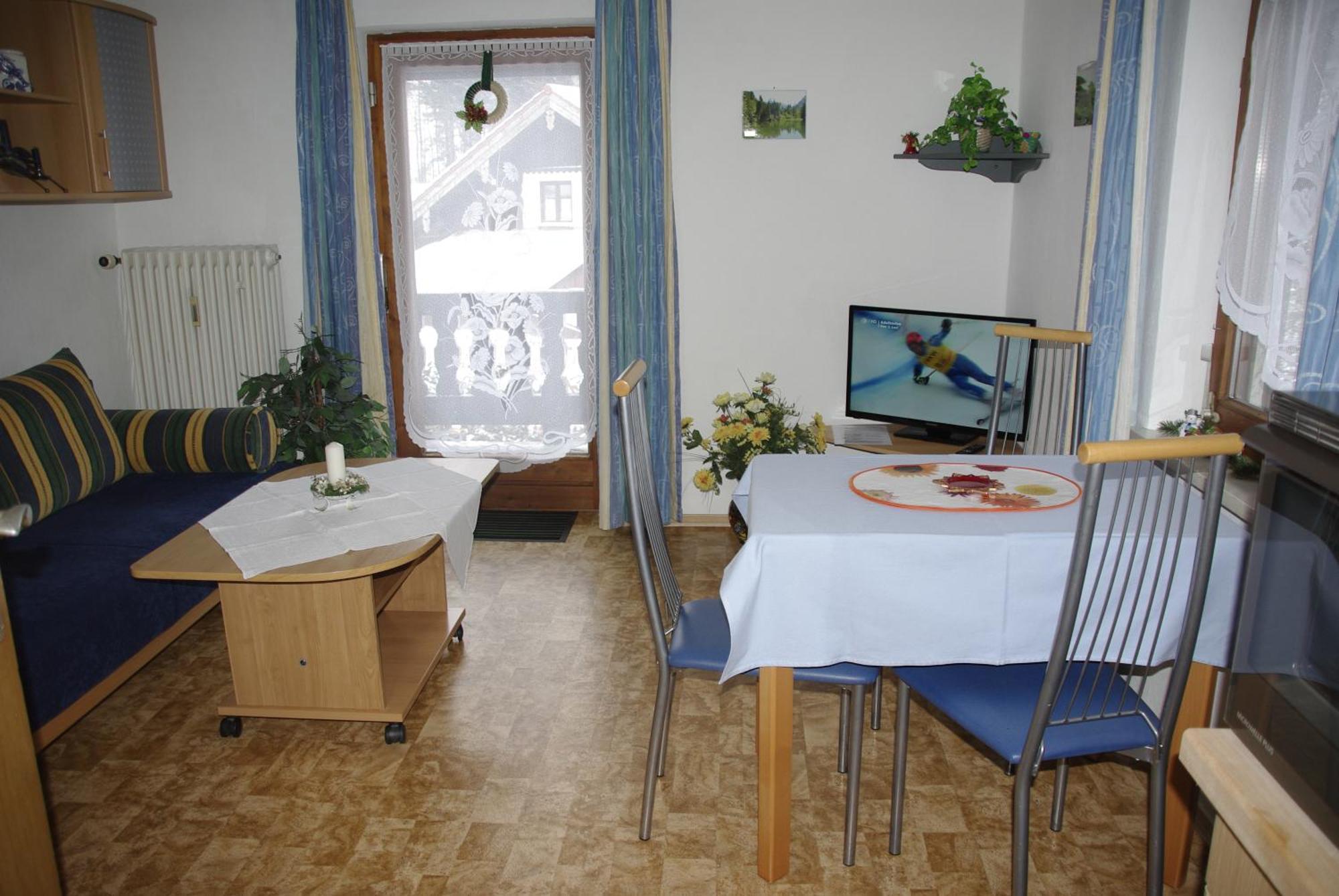 Haus Berggruss Inkl. Chiemgaukarte Apartment Ruhpolding Bagian luar foto