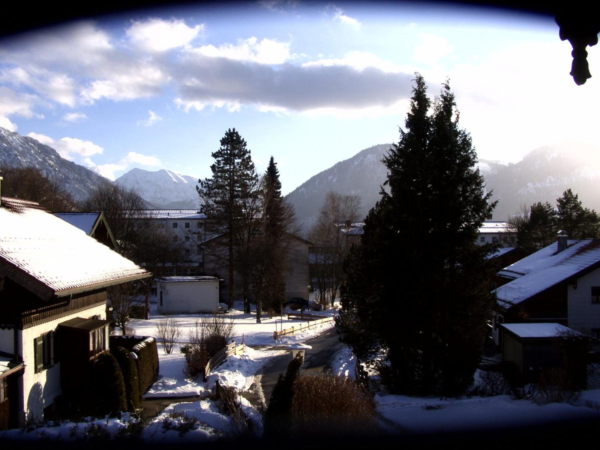 Haus Berggruss Inkl. Chiemgaukarte Apartment Ruhpolding Bagian luar foto